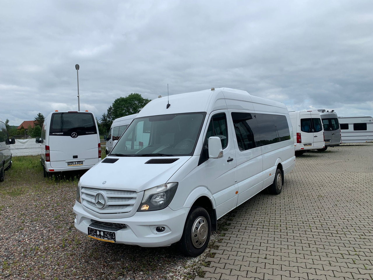 Mercedes Benz Sprinter 516 CDI - 24 Miejsca - Autocarro: foto 1 Mercedes Benz Sprinter 516 CDI - 24 Miejsca - Autocarro: foto 1