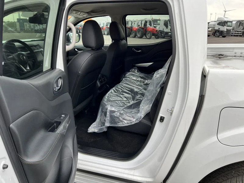 Pick-up, Carrinha cabine dupla novo Nissan Navara 4x4 2.5 D Double Cab - LE Plus - AUTOMATIC - FULL OPTIONS - EURO 2 - NEW!! - 3 UNITS: foto 17