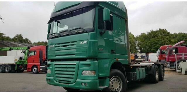 DAF XF105-460Super Spacs Cap G.Haus/Hoch Retarder - Camião de transporte de madeira: foto 1 DAF XF105-460Super Spacs Cap G.Haus/Hoch Retarder - Camião de transporte de madeira: foto 1