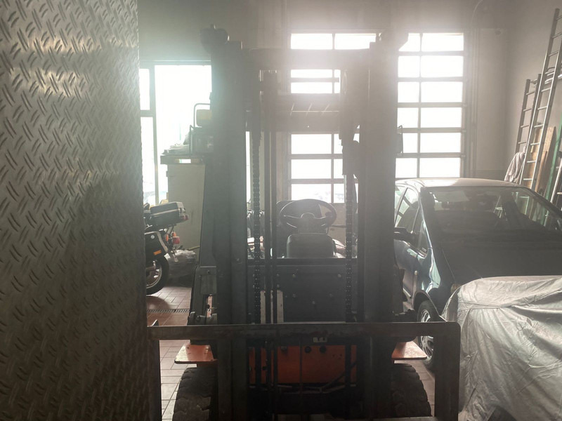 Hyundai D25 - Empilhadeira a diesel: foto 4 Hyundai D25 - Empilhadeira a diesel: foto 4