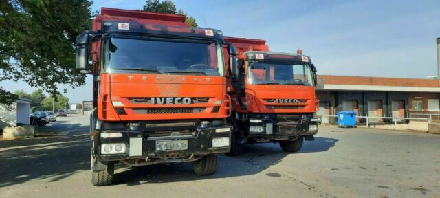 Iveco 260AD500PS 6x4 Blatt/Blatt AHK Retarder - Camião basculante: foto 2 Iveco 260AD500PS 6x4 Blatt/Blatt AHK Retarder - Camião basculante: foto 2