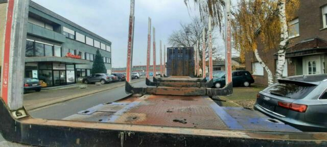 Kässbohrer SCV Plattform Mit Rungen 3 Achser - Semi-reboque transporte de madeira: foto 4 Kässbohrer SCV Plattform Mit Rungen 3 Achser - Semi-reboque transporte de madeira: foto 4