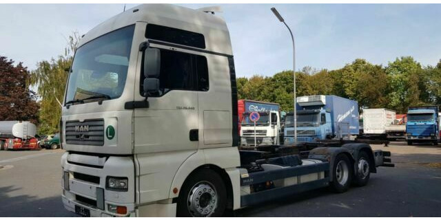 MAN 26.440 TGA BDF 6x2 German Truck - Camião chassi: foto 1 MAN 26.440 TGA BDF 6x2 German Truck - Camião chassi: foto 1