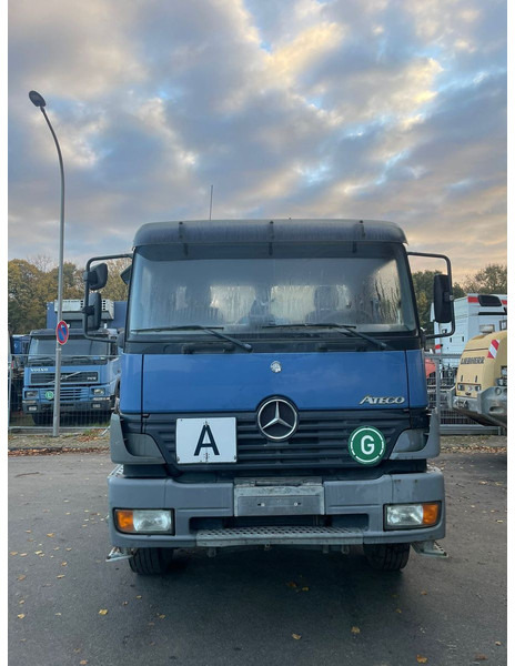 Mercedes-Benz 1828 Absetzkipper - Camião multibenne: foto 3 Mercedes-Benz 1828 Absetzkipper - Camião multibenne: foto 3