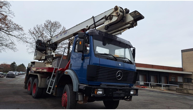 Mercedes-Benz 2629 AK Motorwagen mit Kran 6x6 - Grua todo o terreno: foto 1 Mercedes-Benz 2629 AK Motorwagen mit Kran 6x6 - Grua todo o terreno: foto 1