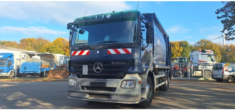 Mercedes-Benz 2632 Müllwgen 6x2 M.Haus E5 Blatt/Luft - Caminhão de lixo: foto 1 Mercedes-Benz 2632 Müllwgen 6x2 M.Haus E5 Blatt/Luft - Caminhão de lixo: foto 1