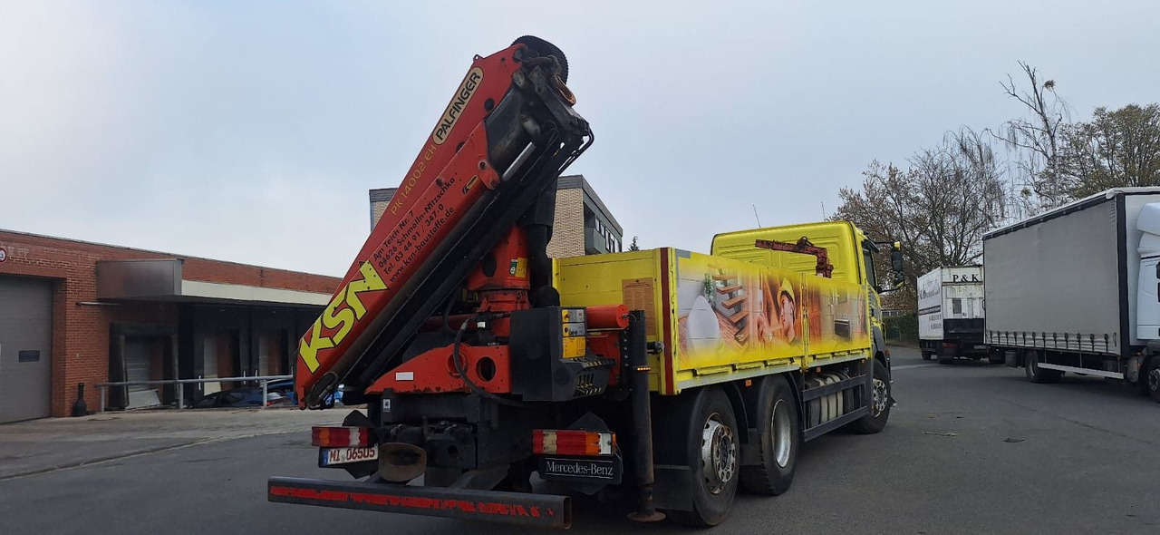 Mercedes-Benz 2636 Axor 3-Achser 6x2 mit Kran PK14002+Funk - Camião de caixa aberta/ Plataforma, Camião grua: foto 5 Mercedes-Benz 2636 Axor 3-Achser 6x2 mit Kran PK14002+Funk - Camião de caixa aberta/ Plataforma, Camião grua: foto 5