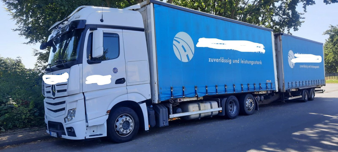Mercedes-Benz 2642 Jumbozug Mit Hänger - Camião de lona: foto 1 Mercedes-Benz 2642 Jumbozug Mit Hänger - Camião de lona: foto 1