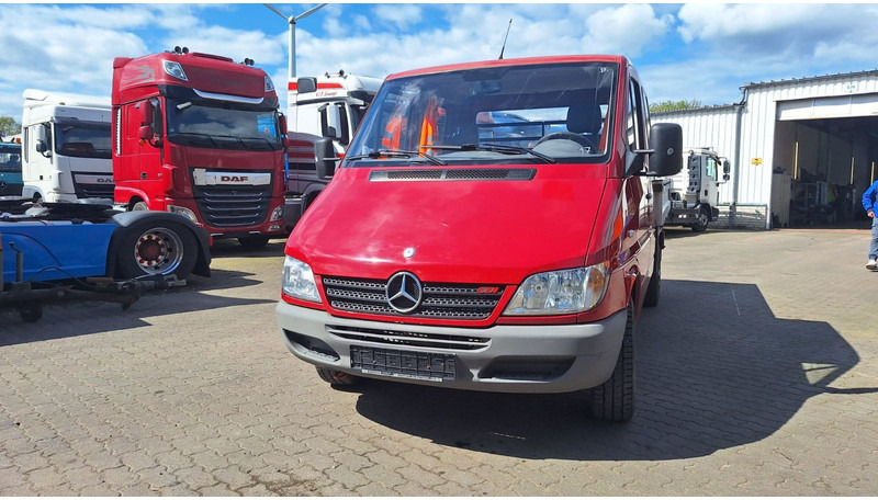 Mercedes-Benz 300-serie 313 Pritsche Doppelkabine - Carrinha de caixa aberta, Carrinha cabine dupla: foto 3 Mercedes-Benz 300-serie 313 Pritsche Doppelkabine - Carrinha de caixa aberta, Carrinha cabine dupla: foto 3