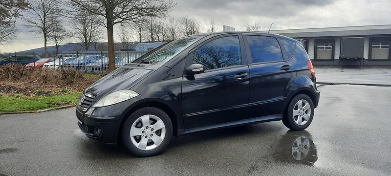 Mercedes-Benz A-Klasse 180 CDI AVANTGARDE - Automóvel: foto 1 Mercedes-Benz A-Klasse 180 CDI AVANTGARDE - Automóvel: foto 1