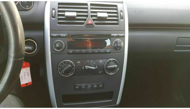 Automóvel Mercedes-Benz A-Klasse 200 CDI: foto 6