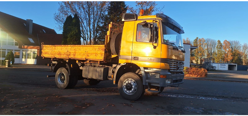 Mercedes-Benz Axor 1843 - Camião basculante: foto 3 Mercedes-Benz Axor 1843 - Camião basculante: foto 3