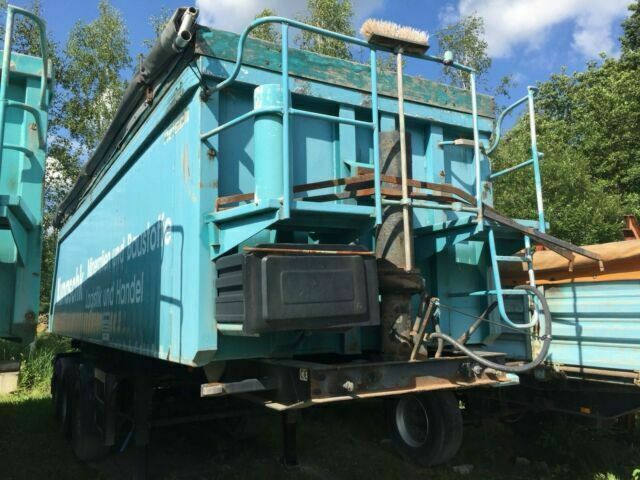 Reisch SKI 24 32 Kubik Mulde German Fahrzeug - Semi-reboque basculante: foto 2 Reisch SKI 24 32 Kubik Mulde German Fahrzeug - Semi-reboque basculante: foto 2