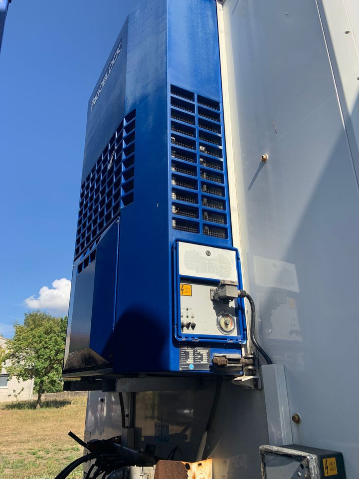 Schmitz Cargobull SKO 24 Tiefkühler 3Achser SAF - Semi-reboque furgão: foto 5 Schmitz Cargobull SKO 24 Tiefkühler 3Achser SAF - Semi-reboque furgão: foto 5
