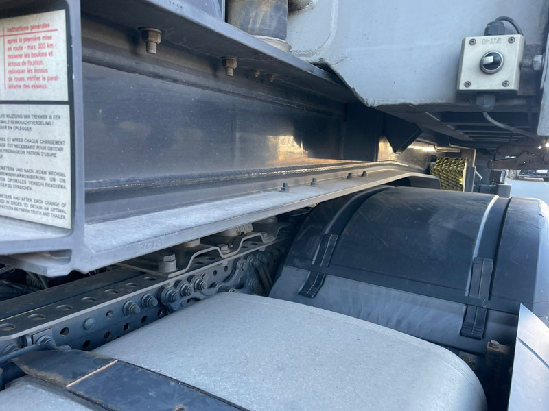 Stas Kippmulde - Semi-reboque basculante: foto 5 Stas Kippmulde - Semi-reboque basculante: foto 5