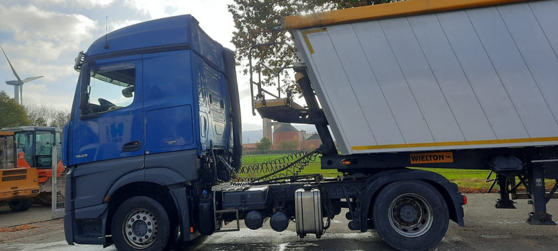 Mercedes-Benz Actros 1843LS 4x2 G.Haus/Hochdach Kipphyd./2-Kre - Tractor: foto 5 Mercedes-Benz Actros 1843LS 4x2 G.Haus/Hochdach Kipphyd./2-Kre - Tractor: foto 5