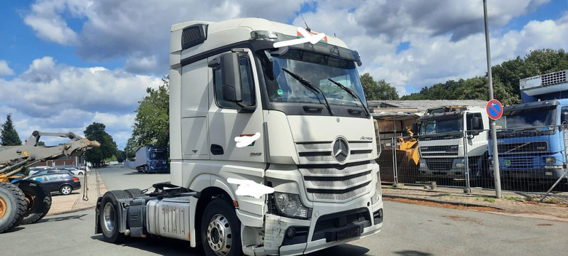 Mercedes-Benz Actros 1843LS Stream Space Kompressor:D9000 - Tractor: foto 1 Mercedes-Benz Actros 1843LS Stream Space Kompressor:D9000 - Tractor: foto 1