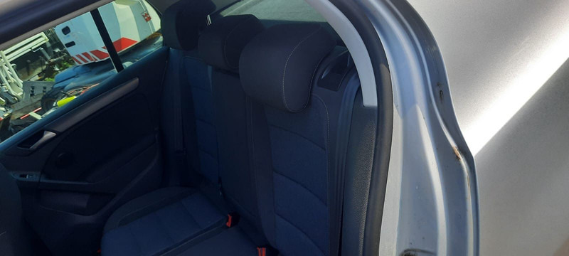 Volkswagen Golf - Automóvel: foto 5 Volkswagen Golf - Automóvel: foto 5