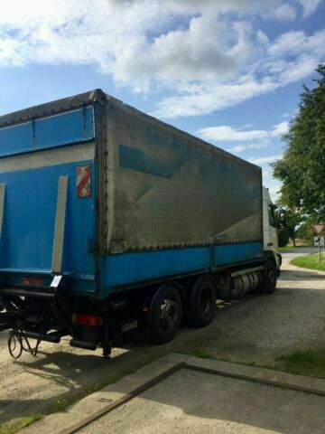 Volvo FH12-420 Euro:4Plane Spriegel mit LBW 3000kg - Camião de lona: foto 3 Volvo FH12-420 Euro:4Plane Spriegel mit LBW 3000kg - Camião de lona: foto 3