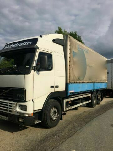 Volvo FH12-420 Euro:4Plane Spriegel mit LBW 3000kg - Camião de lona: foto 1 Volvo FH12-420 Euro:4Plane Spriegel mit LBW 3000kg - Camião de lona: foto 1
