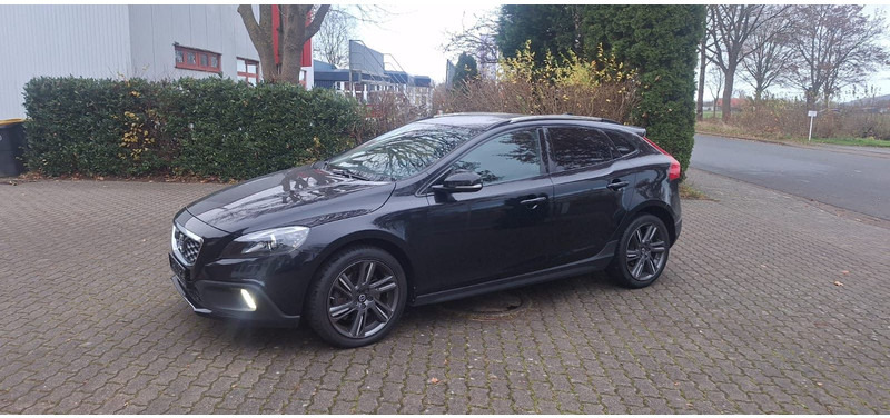 Volvo V40 Cross Country You! - Automóvel: foto 2 Volvo V40 Cross Country You! - Automóvel: foto 2