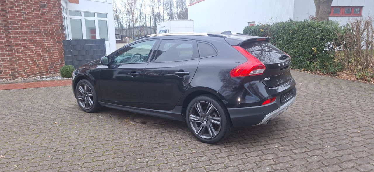 Volvo V40 Cross Country You! - SUV: foto 5 Volvo V40 Cross Country You! - SUV: foto 5