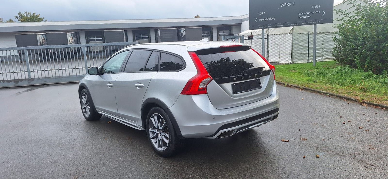Volvo V60 Cross Country Summum AWD - Automóvel: foto 5 Volvo V60 Cross Country Summum AWD - Automóvel: foto 5