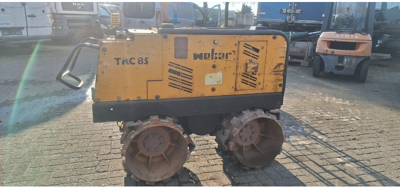 Weber TRC85 Walze - Compactador pequeno de asfalto: foto 2 Weber TRC85 Walze - Compactador pequeno de asfalto: foto 2