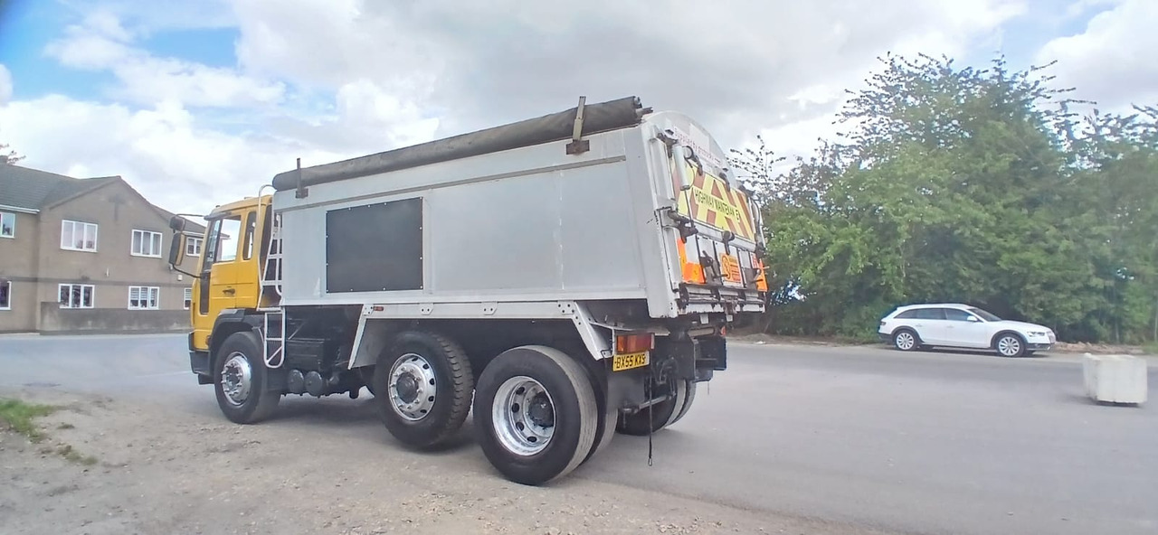Camião basculante 2005 Volvo FL Tipper Truck: foto 14