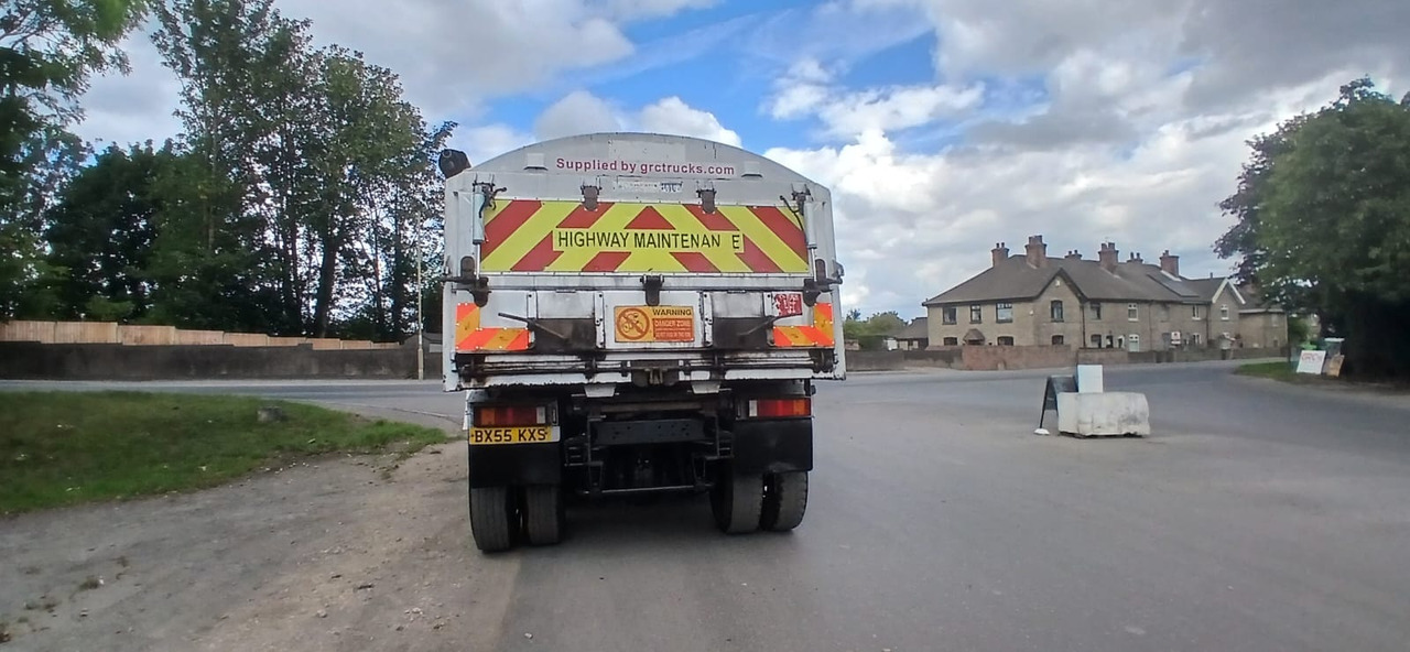 Camião basculante 2005 Volvo FL Tipper Truck: foto 16