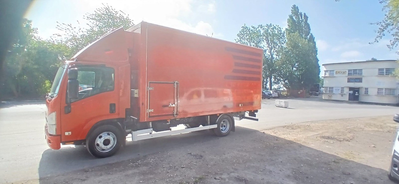 2014 Izuzu Refrigerated Truck - Camião frigorífico: foto 4 2014 Izuzu Refrigerated Truck - Camião frigorífico: foto 4