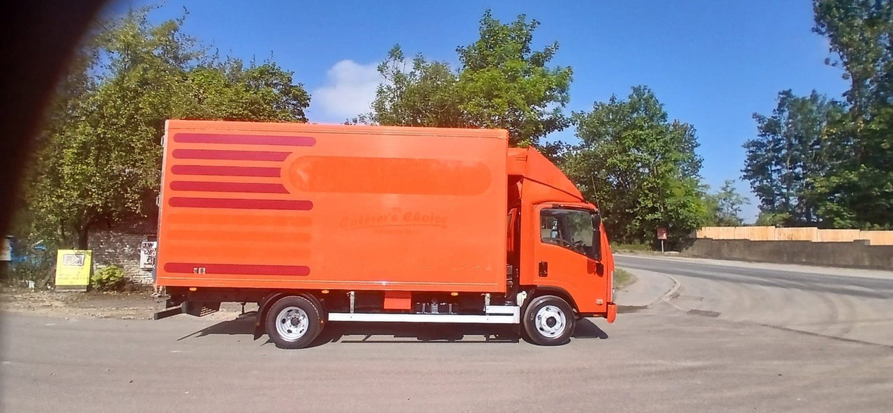 2014 Izuzu Refrigerated Truck - Camião frigorífico: foto 5 2014 Izuzu Refrigerated Truck - Camião frigorífico: foto 5
