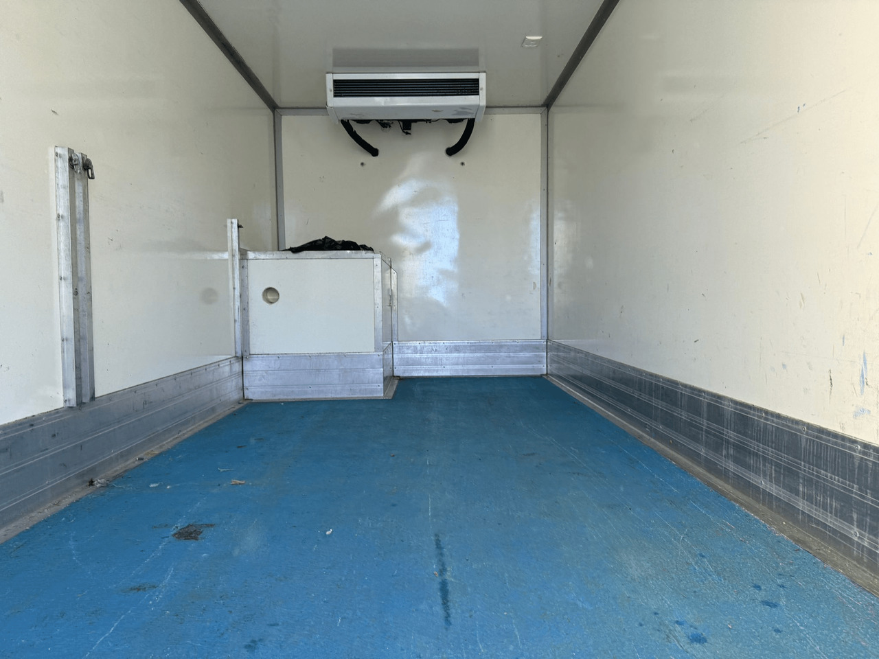 Camião frigorífico 2014 Izuzu Refrigerated Truck: foto 27