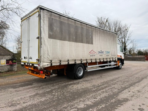 Camião de lona 2016 DAF CF 250 Curtainside Truck: foto 28