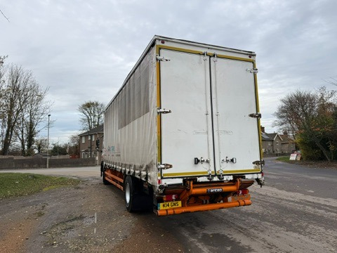 Camião de lona 2016 DAF CF 250 Curtainside Truck: foto 31
