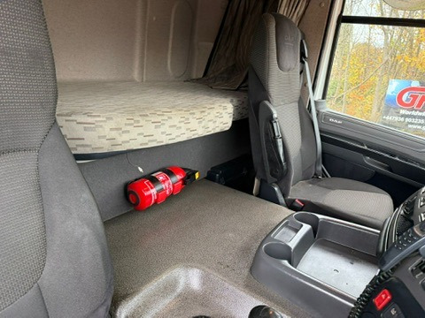 Camião de lona 2016 DAF CF 250 Curtainside Truck: foto 35