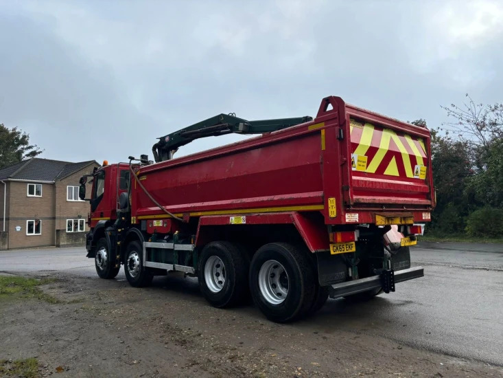 Camião basculante 2016 Iveco Trakker Tipper/Grab Truck EKF: foto 9