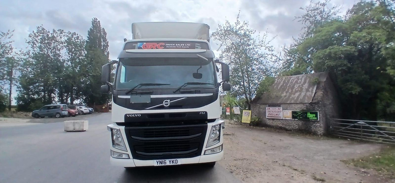 2016 Volvo FM 330 Curtainside Truck - Camião de lona: foto 3 2016 Volvo FM 330 Curtainside Truck - Camião de lona: foto 3