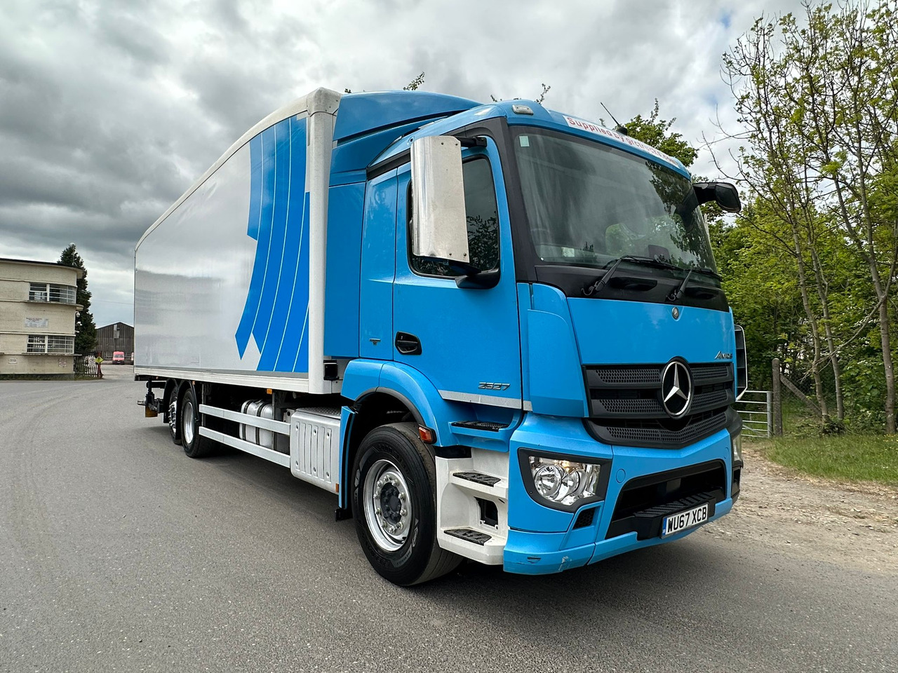 2017 Mercedes Antos 2527 Refrigerated Truck - Camião frigorífico: foto 1 2017 Mercedes Antos 2527 Refrigerated Truck - Camião frigorífico: foto 1