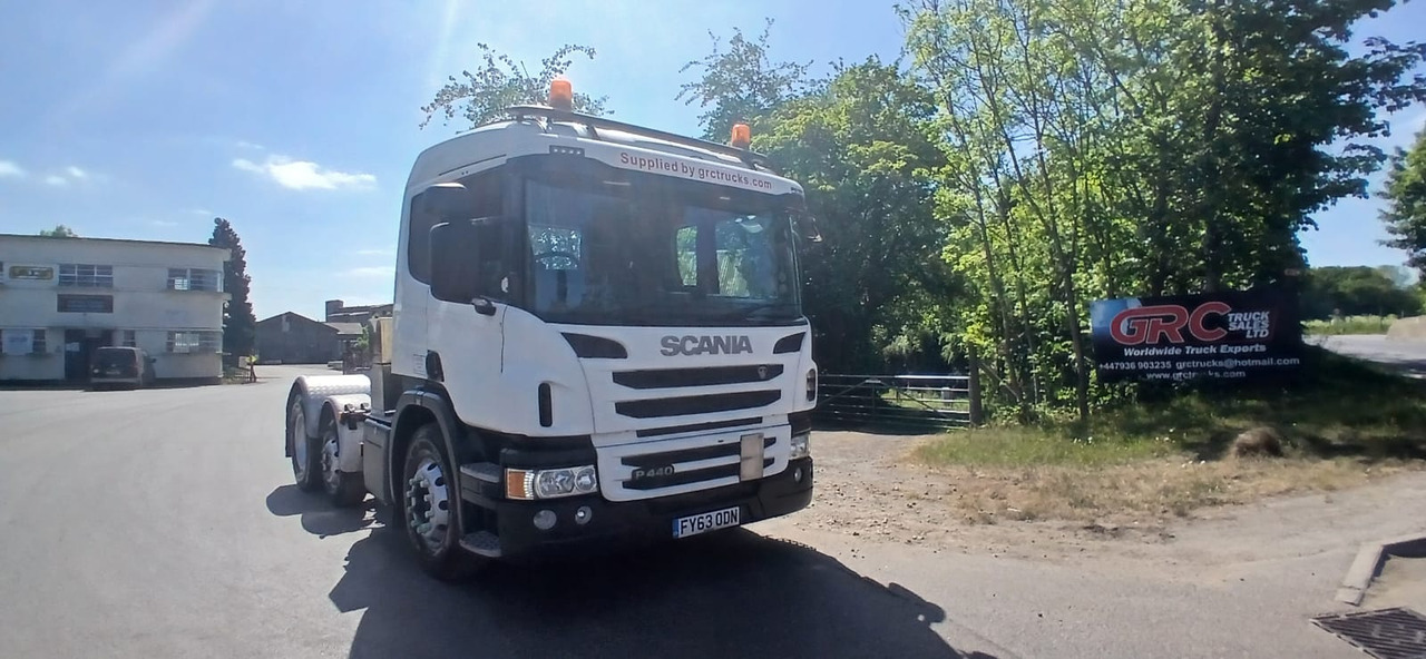 2013 Scania P440 Tractor Unit PDE Engine - Tractor: foto 1 2013 Scania P440 Tractor Unit PDE Engine - Tractor: foto 1