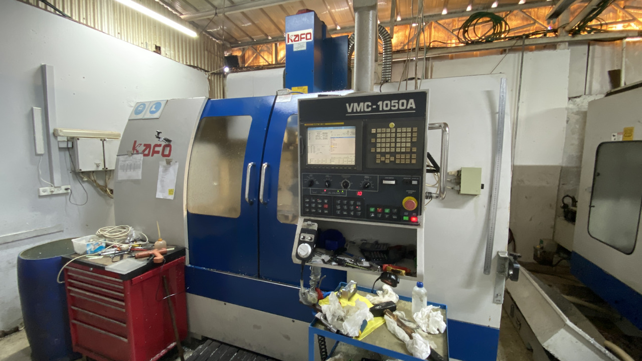 Máquina para metal KAFO 1050A VMC1050A: foto 1