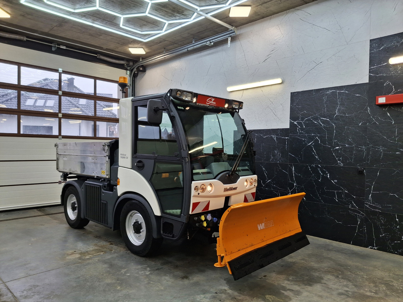 Multicar Tremo X56 Kipper Wywrotka Schneepflug Winterdienst - Trator municipal: foto 1 Multicar Tremo X56 Kipper Wywrotka Schneepflug Winterdienst - Trator municipal: foto 1