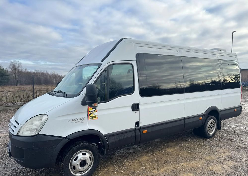 Iveco Daily - Minibus, Furgão de passageiros: foto 3 Iveco Daily - Minibus, Furgão de passageiros: foto 3