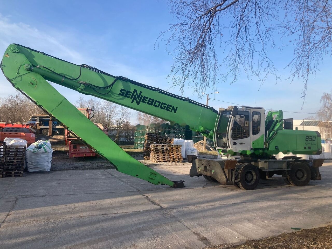 Sennebogen 830 M - Manipulador de material: foto 2 Sennebogen 830 M - Manipulador de material: foto 2