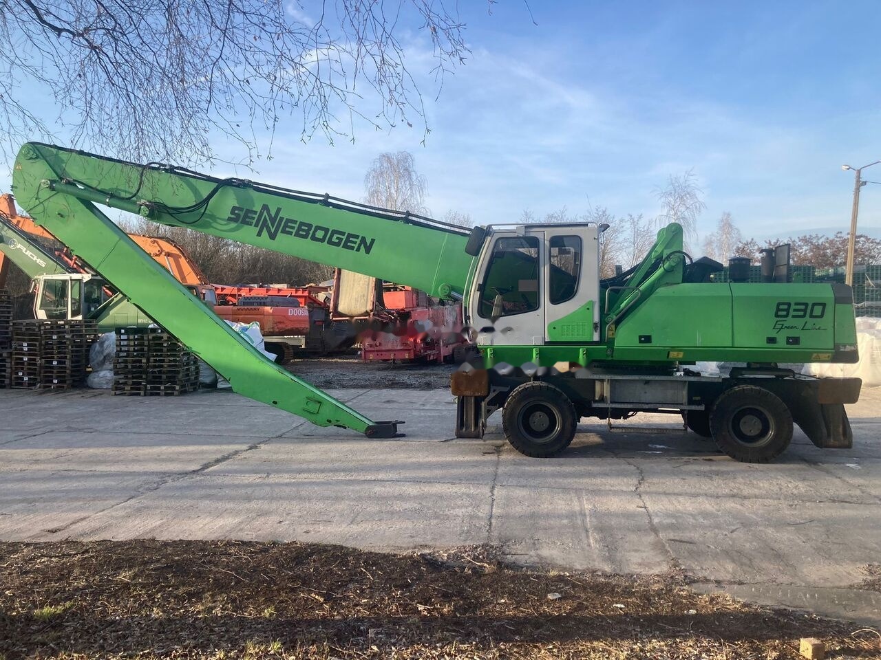 Sennebogen 830 M - Manipulador de material: foto 1 Sennebogen 830 M - Manipulador de material: foto 1