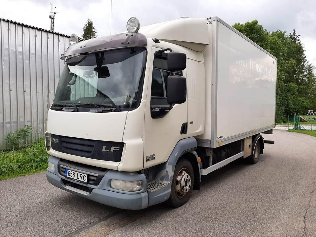 DAF FA 45.180 4X2 KITCHEN - Camião furgão: foto 1 DAF FA 45.180 4X2 KITCHEN - Camião furgão: foto 1