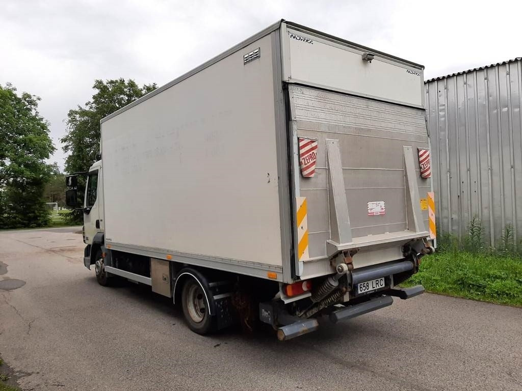 DAF FA 45.180 4X2 KITCHEN - Camião furgão: foto 2 DAF FA 45.180 4X2 KITCHEN - Camião furgão: foto 2