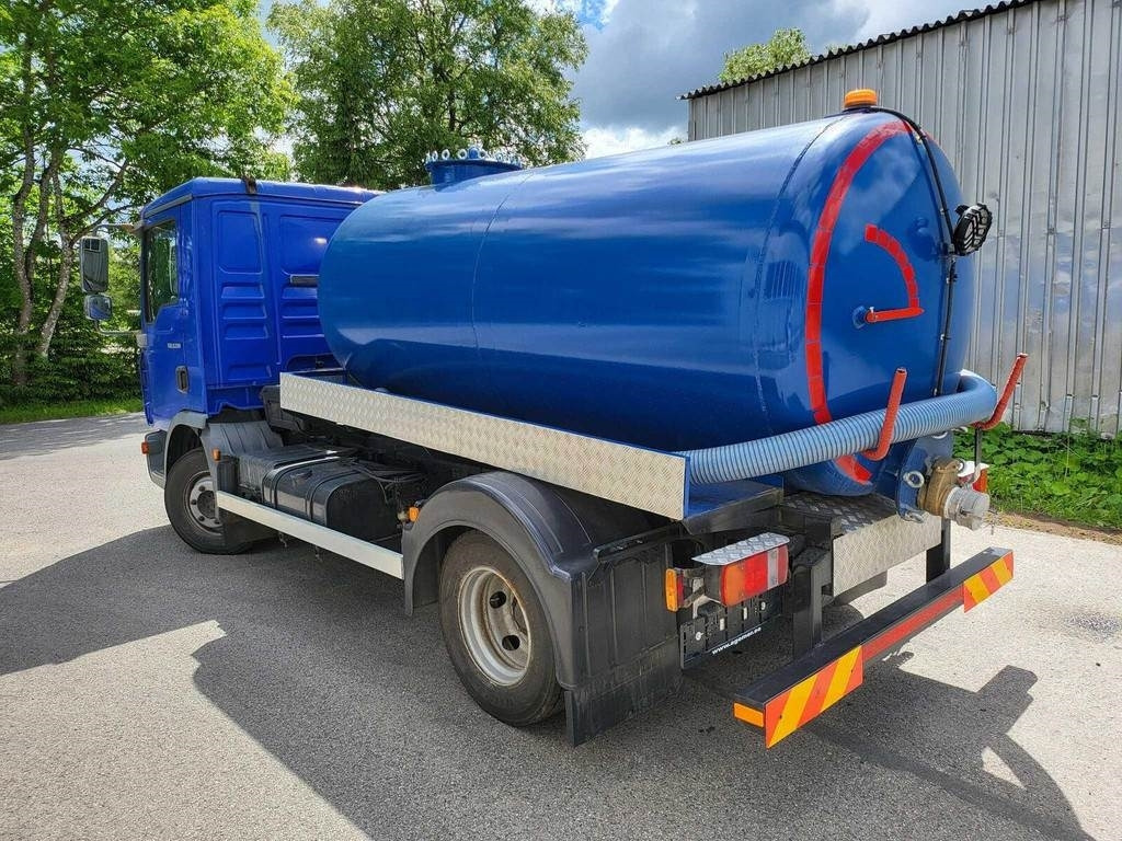 MAN TGL 8.180 4X2 VACUUM 4m³ - Caminhão limpa fossa: foto 3 MAN TGL 8.180 4X2 VACUUM 4m³ - Caminhão limpa fossa: foto 3