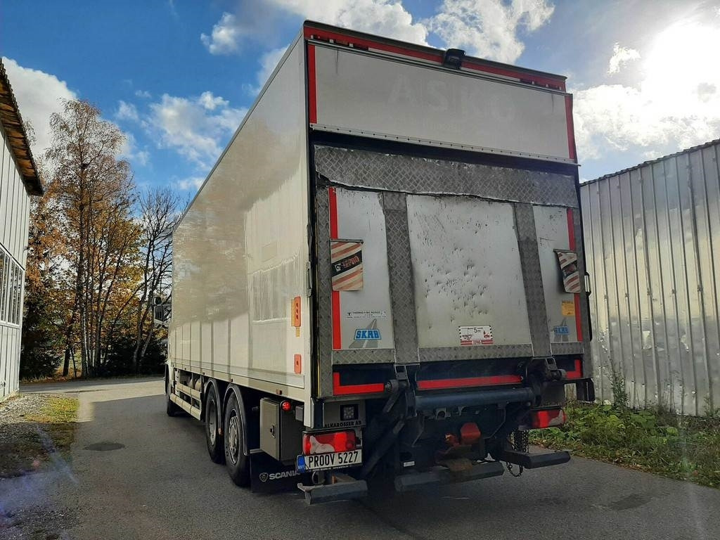 Scania G450 DB6x2*4HNB EURO6 - Camião furgão: foto 2 Scania G450 DB6x2*4HNB EURO6 - Camião furgão: foto 2