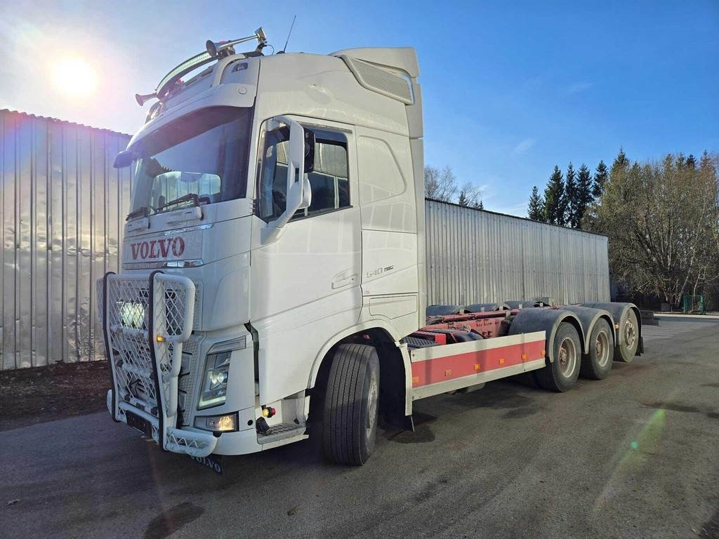 Volvo FH540 8X4 CHASSY - Camião chassi: foto 1 Volvo FH540 8X4 CHASSY - Camião chassi: foto 1